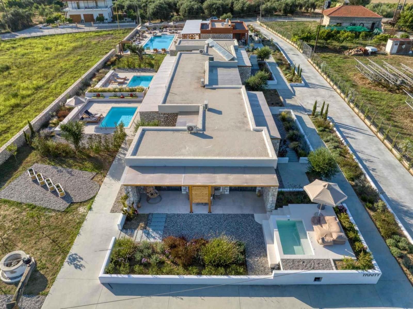 Trinity Design Suites Valanidorachi Exteriér fotografie