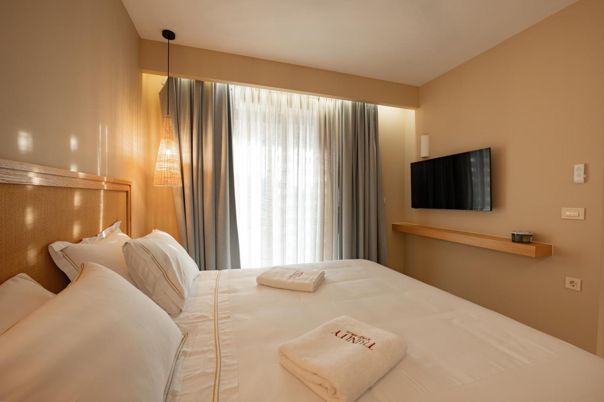 Trinity Design Suites Valanidorachi Exteriér fotografie