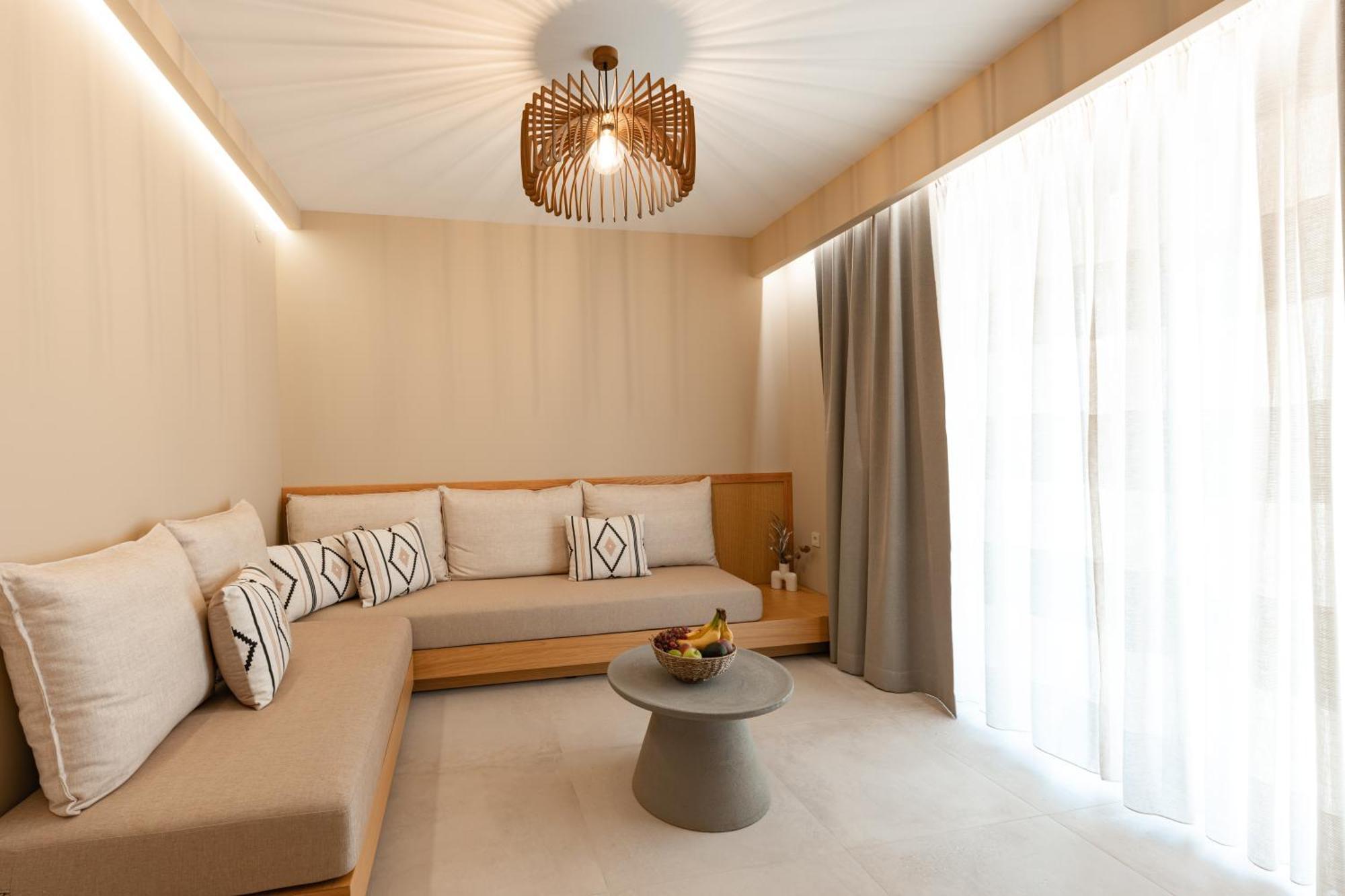 Trinity Design Suites Valanidorachi Exteriér fotografie